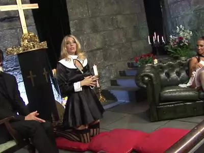 Geile Hobbynutten werden beim Rudelbums Hardcore gevögelt 